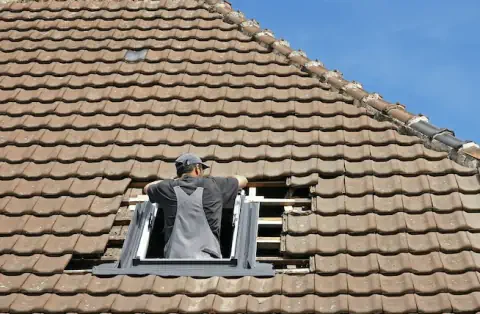 Pose de velux - Sugères